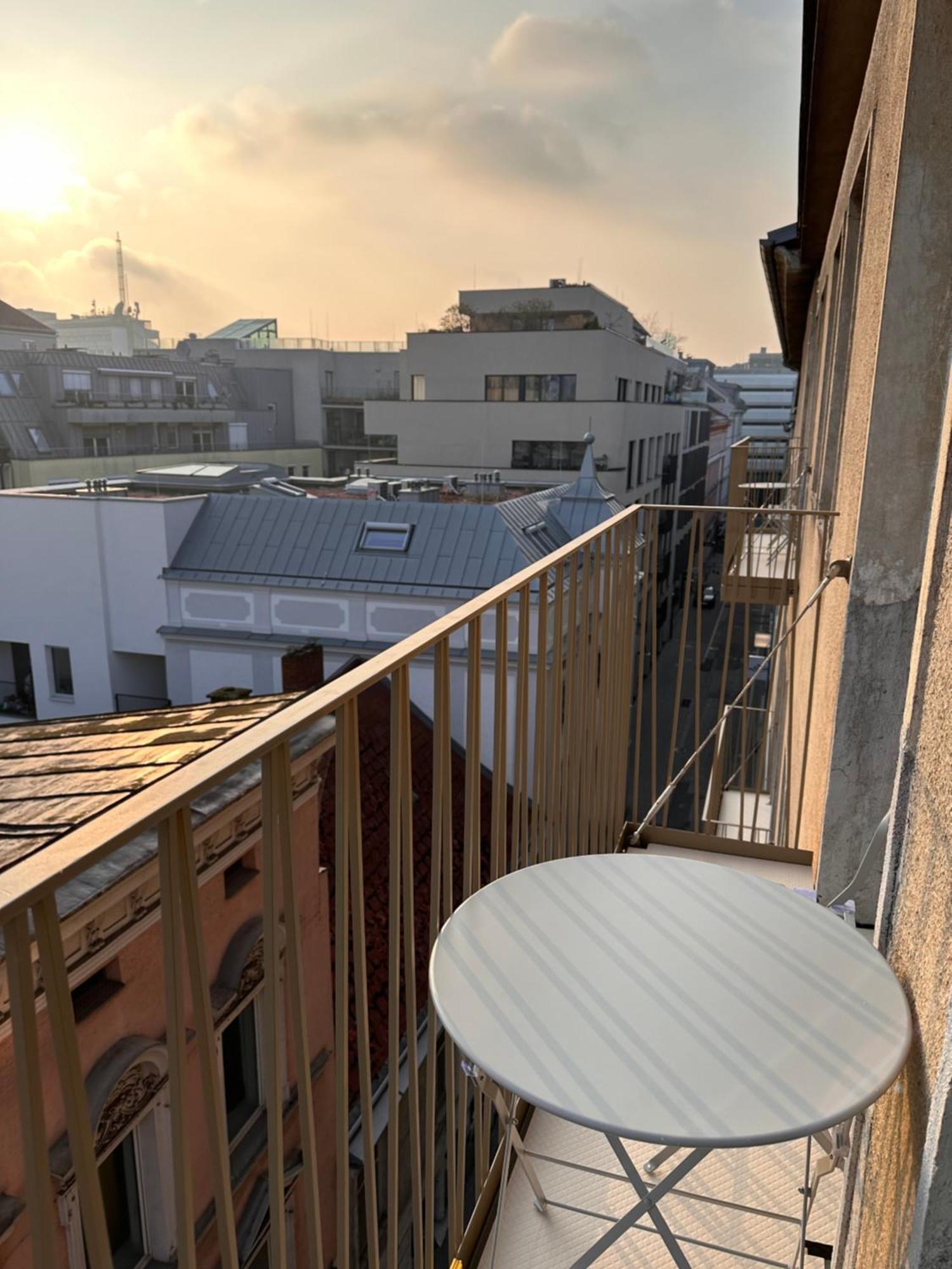Rilke Apartments リンツ エクステリア 写真
